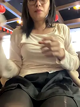 Bella0815 online show from 11/25/25, 07:19