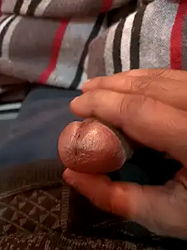 desicockblack online show from 12/30/24, 02:40