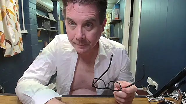 tilobinder online show from 01/18/26, 03:16