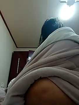 hello098712 online show from 02/10/25, 09:36