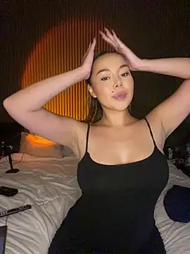 mayakitsune69 online show from 02/08/26, 10:29