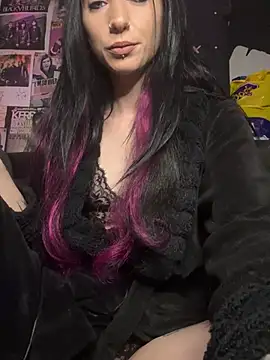 MissMidnightUK online show from 03/28/26, 12:10