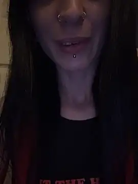 Snapshot of MissMidnightUK chatting on 05/15/26, 11:56 MissMidnightUK online show from 05/15/26, 11:56