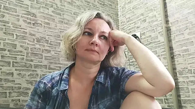 EdithManning online show from 01/14/25, 09:13