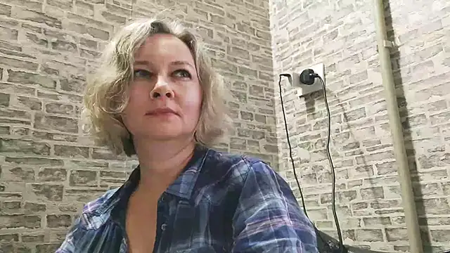 EdithManning online show from 01/14/25, 12:14