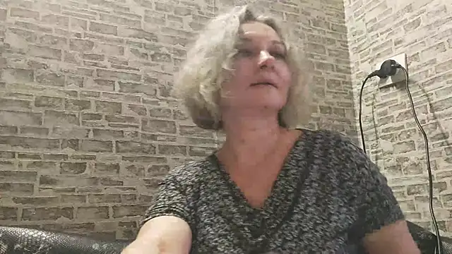 EdithManning online show from 01/17/25, 12:31