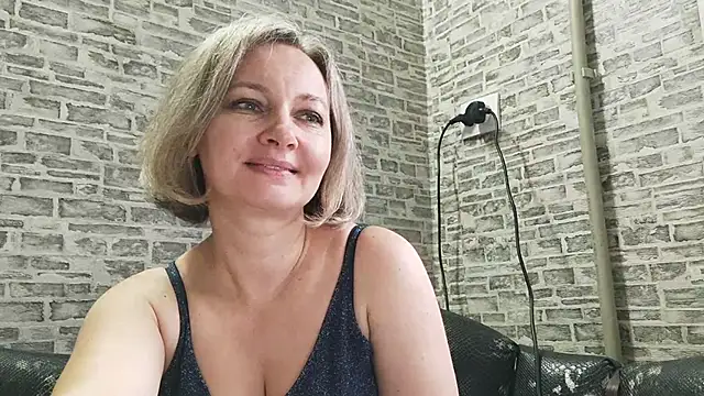 EdithManning online show from 01/28/25, 11:17