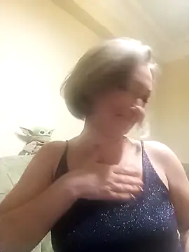 EdithManning online show from 02/03/25, 07:10