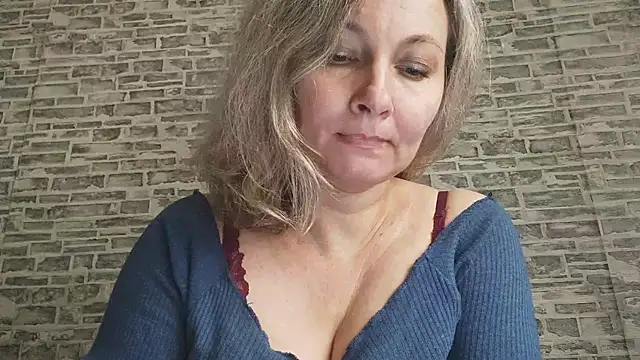 EdithManning online show from 11/24/25, 08:03