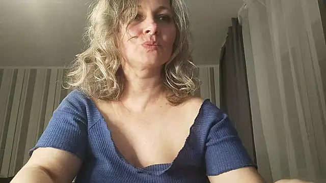 EdithManning online show from 02/17/26, 06:25