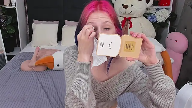 MiaKarlos online show from 09/19/25, 01:18