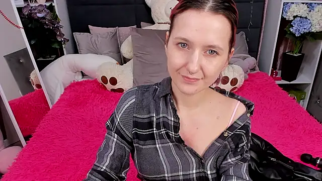 MiaKarlos online show from 02/16/26, 01:57