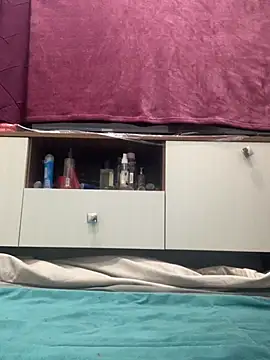 abyusif101099 online show from 04/14/26, 05:46