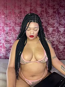 Snapshot of Naughty-Mel chatting on 01/30/25, 05:19 Naughty-Mel online show from 01/30/25, 05:19