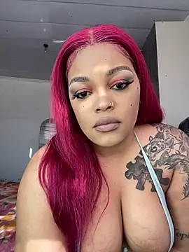 Snapshot of Naughty-Mel chatting on 10/17/25, 06:38 Naughty-Mel online show from 10/17/25, 06:38