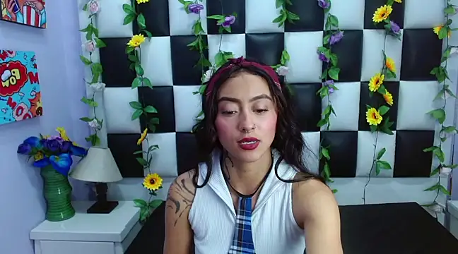 Miaa Thopmson online show from 03/14/25, 03:58