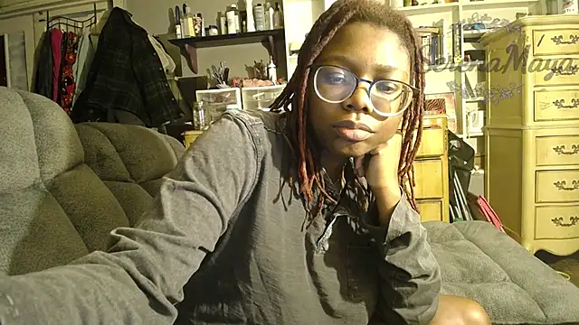 Snapshot of serena_maya chatting on 01/20/25, 08:19 serena maya online show from 01/20/25, 08:19