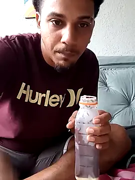 Snapshot of gugao666 chatting on 12/04/24, 07:01 gugao666 online show from 12/04/24, 07:01