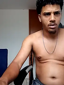 Snapshot of gugao666 chatting on 12/05/24, 02:55 gugao666 online show from 12/05/24, 02:55