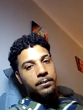 Snapshot of gugao666 chatting on 12/06/24, 01:29 gugao666 online show from 12/06/24, 01:29