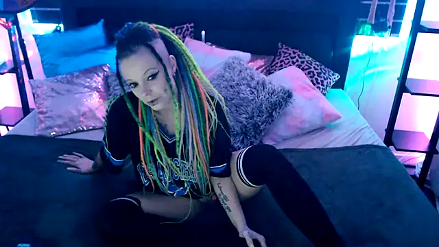 EdgesOfReality online show from 12/16/25, 08:25