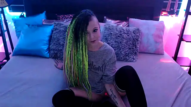 EdgesOfReality online show from 12/17/25, 10:38