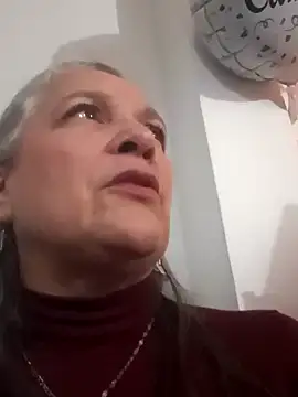 miisevvie  online show from 11/29/25, 06:49