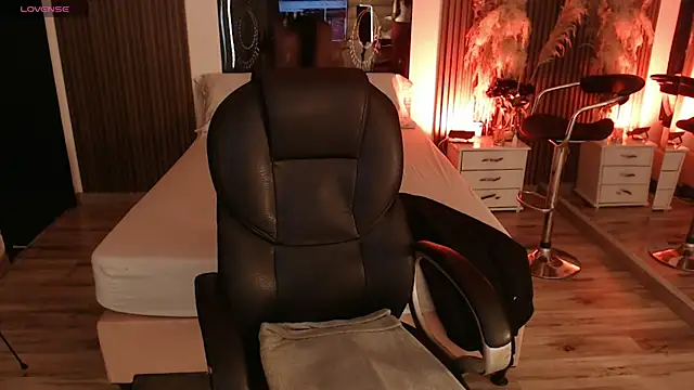 Sam mansson66 online show from 04/17/26, 12:41