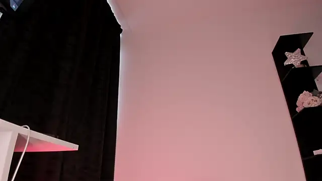 iluy  online show from 11/20/25, 05:45