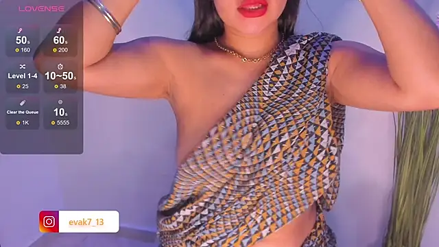 Snapshot of shara_queen1 chatting on 01/29/25, 06:43 shara queen1 online show from 01/29/25, 06:43