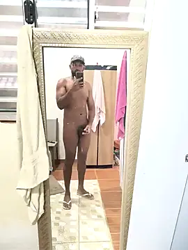 Snapshot of ems2174 chatting on 03/02/26, 01:51 ems2174 online show from 03/02/26, 01:51