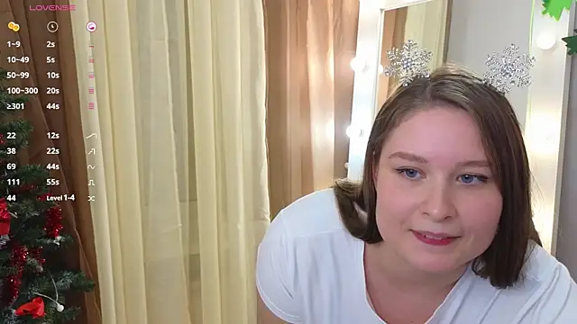 sophie  lee online show from 12/20/24, 02:27