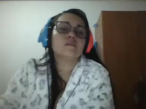 gaby0075 online show from 12/10/24, 12:17