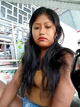 Snapshot of Karol-kamila19 chatting on 12/09/24, 01:13 Karol-kamila19 online show from 12/09/24, 01:13