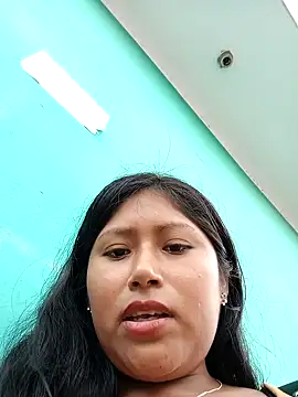 Snapshot of Karol-kamila19 chatting on 12/09/24, 08:01 Karol-kamila19 online show from 12/09/24, 08:01