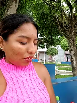 Snapshot of Karol-kamila19 chatting on 12/13/24, 09:41 Karol-kamila19 online show from 12/13/24, 09:41