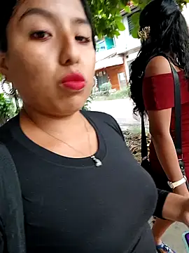 Snapshot of Karol-kamila19 chatting on 12/15/24, 10:15 Karol-kamila19 online show from 12/15/24, 10:15