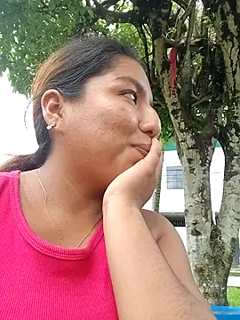 Snapshot of Karol-kamila19 chatting on 12/23/24, 02:39 Karol-kamila19 online show from 12/23/24, 02:39