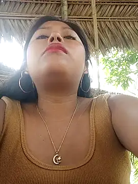 Snapshot of Karol-kamila19 chatting on 12/30/24, 12:52 Karol-kamila19 online show from 12/30/24, 12:52