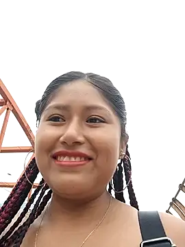 Snapshot of Karol-kamila19 chatting on 01/13/25, 01:49 Karol-kamila19 online show from 01/13/25, 01:49