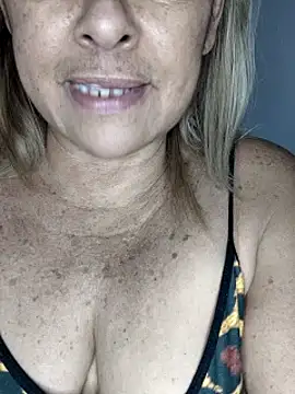 Kasandra Ho online show from 01/19/25, 01:43