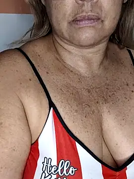 Kasandra Ho online show from 03/02/25, 09:53