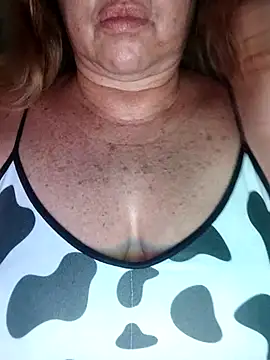 Kasandra Ho online show from 12/15/25, 08:29