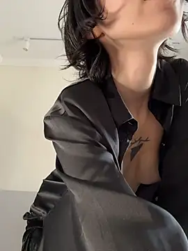 kikidoll online show from 04/23/26, 02:57