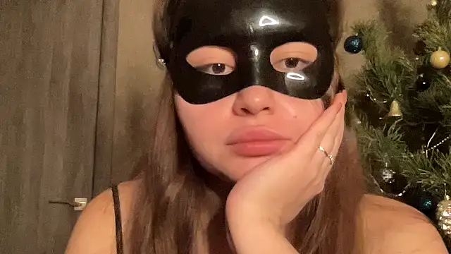 Snapshot of sweet_sisters_11 chatting on 12/24/24, 04:55 sweet sisters 11 online show from 12/24/24, 04:55