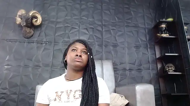 Hanna Fox 69 online show from 11/07/25, 01:00