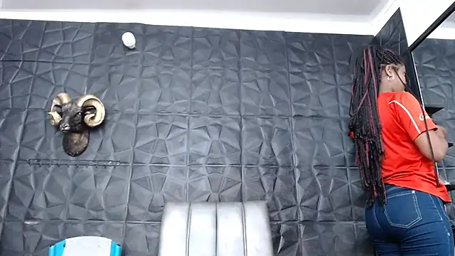 Hanna Fox 69 online show from 12/02/25, 04:46