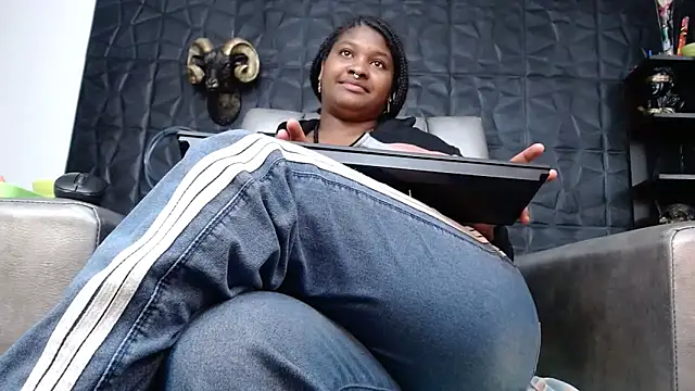 Hanna Fox 69 online show from 02/25/26, 08:46