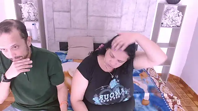 Snapshot of Candy_and_Jh0n chatting on 12/14/25, 03:01 Candy and Jh0n online show from 12/14/25, 03:01