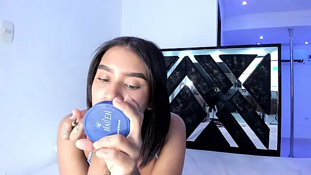 Fernanda brown18 online show from 02/12/25, 10:04